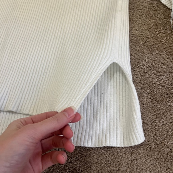 Lot Two Abercrombie Ribbed Pullover Sweaters Size Medium Black Cream Off White - Picture 2 of 11